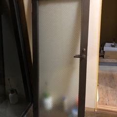金属扉差し上げます