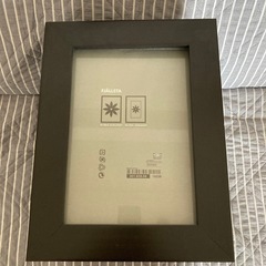 IKEA⭐︎FJÄLLSTA 木製ポスターフレーム 黒の画像