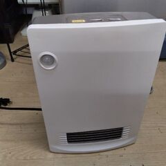 美品 人感センサー搭載 セラミックファンヒーター 　ストーブ　ファンヒーター　電気ストーブの画像