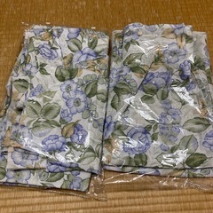 新品カーテンタグ付き