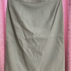 スカート　9号　綺麗なパステル色　ウール98 ポリウレタン2%