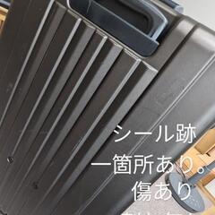 トラベリストスーツケース96L TSAロック 鍵2本あり、傷あり、割れ無しの画像