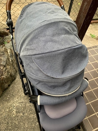 美品　ラクーナビッテクッション2020