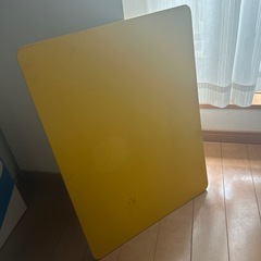 折りたたみテーブル　使用感あり　