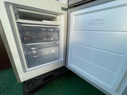 美品 2023年式 冷蔵庫 173L