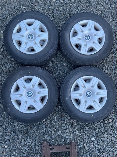 ブリヂストン ブリザックVRX3 185/70R14 4本 鉄ホイール、ホイールキャップ付き プレミオなどに