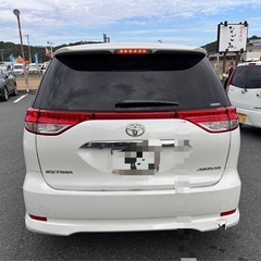 エスティマの画像