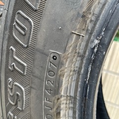 スタッドレスタイヤ　175/80R16　の画像