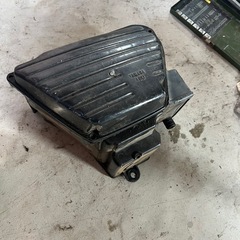 SR400 純正エアクリーナーBOX