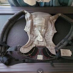 エルゴベビー ADAPT 抱っこひも ジオブラック　防寒ケープ　ベビーウエストベルト付の画像