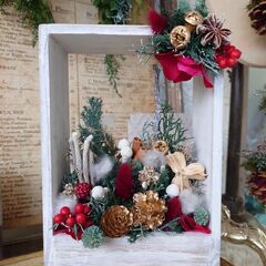 Xmasにどうでしょう。フラワーアレンジメント（造花）