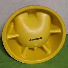 【商談中】●Bumbo バンボ★ベビーソファ 専用プレートレイ付★お子様用専用椅子 イエロー ４～１４か月位◎ の画像