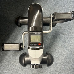 お譲り先決定済⭐︎足だけエアロバイクand体重計セット