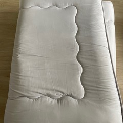 カインズのシングル布団セット(掛け布団と枕未使用)の画像