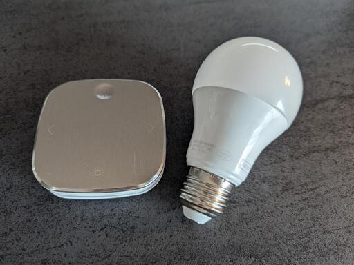 美品です。　IKEA　スマート電球とリモコンセット　1セットからおまとめまで