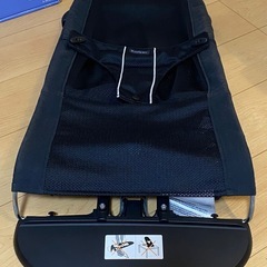 【売ります】ベビービョルン バウンサー 美品　メッシュ ブラックの画像