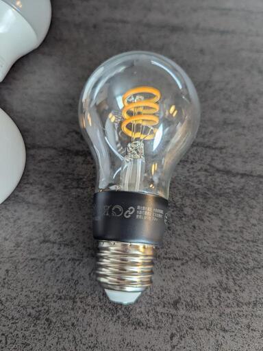ほぼ新品です。　IKEA　スマート電球