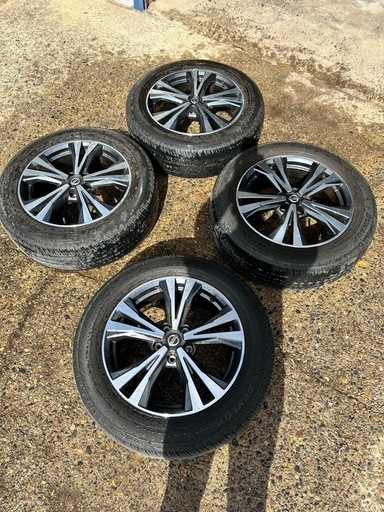 タイヤ　ホイール付き