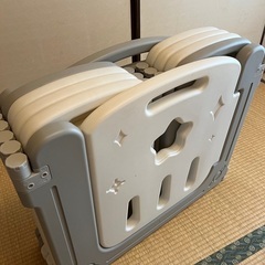 ベビーサークルの画像