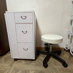 未使用折りたたみテーブルキャスター付の画像