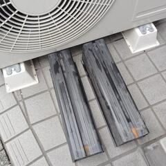 値下げしました。エアコン　室外機　設置用台2個（黒）