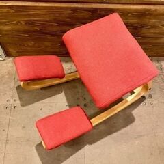 《売約済》【ジモティ限定価格！】【武蔵小山店】 【～4/14限定SALE！店内全品20%お値引き！】　 balance  original 子供椅子　子ども椅子　チェア　勉強椅子　勉強イス　北欧デザイン　学習椅子　子供　子ども　姿勢　姿勢強制　バランスチェア　ノルウェー　検）　ストッケ　STOKKE ヴァリエール　VARIER バリアブル　variable balans の画像
