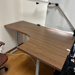 デスク（照明付き）の画像