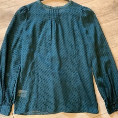 ジル・スチュアート　JILLSTUART サイズS ブラウス　長袖シャツ　グリーン系　リボンの画像