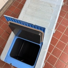 伸和ホリデーランドクーラー大型　釣り用　【受け渡しは福岡or中間市】の画像