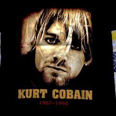 カート・コバーン（Kurt Cobain）BAND Tシャツ