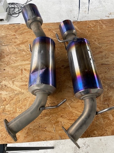 訳あり　V36スカイライン チタンマフラー