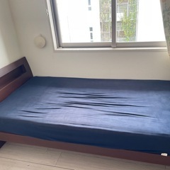 シングルベッド