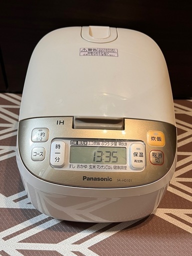 Panasonic 炊飯器 5.5合炊き　SR-HD101