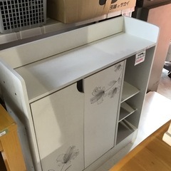 ●販売終了●※￥500に値下げしました※収納棚　白　収納家具　中古品の画像
