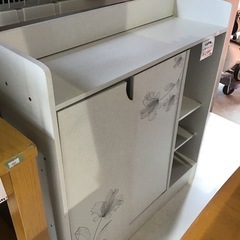 ●販売終了●※￥500に値下げしました※収納棚　白　収納家具　中古品