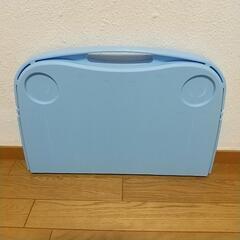 【値下げしました！】折り畳みテーブル(一部破損あり)
