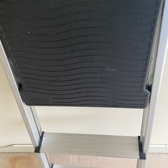 軽量　折りたたみ式　脚立の画像