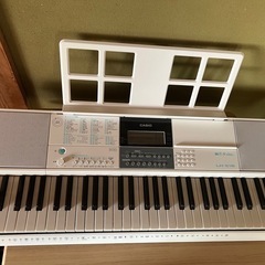 電子ピアノ