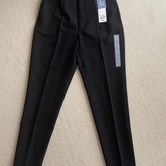 【新品】GU  ストレッチテーパードパンツ　ブラック　Sサイズ