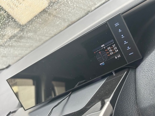 ミラー型レーダー探知機