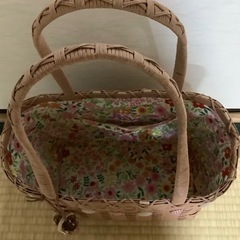 値下げハンドメイドカゴバッグの画像