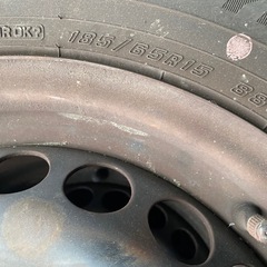 グッドイヤー　185/65R15 冬タイヤ　バリ山　2022年製の画像