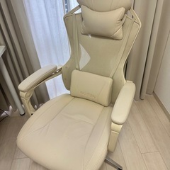 ゲーミングチェア　PAXTON