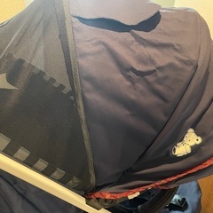 ファミリアコラボ限定青色ボーダー柄三輪ベビーカーの画像