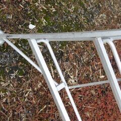 園芸用脚立　新品を買えば２万２千円です。の画像