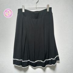 郵送可♡自宅フリマに出品中♡しまむらの膝丈スカート