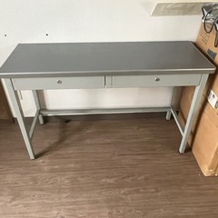 鉄製　作業机　丈夫な作業机　事務机　事務用品