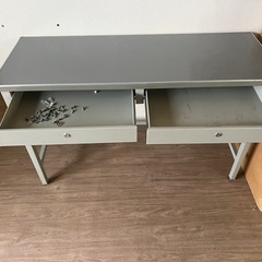 鉄製　作業机　丈夫な作業机　事務机　事務用品の画像