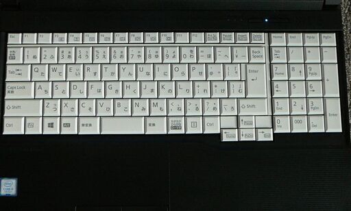 美品　富士通 LIFEBOOK A577/S ②