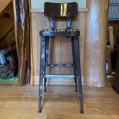 美品　ブリキ　椅子　カウンター椅子　の画像